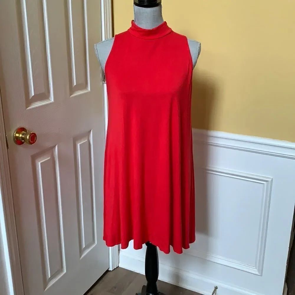 Red Dress 